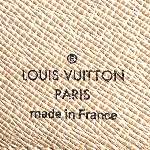 WOW POSHMARK - Authentic Louis Vuitton Damier Azur Wallet - Picture 5 of 16